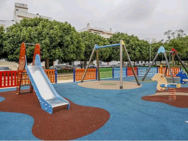 Apartamento Con Patio Y Piscina Cerca De Sevilla La Algaba Εξωτερικό φωτογραφία